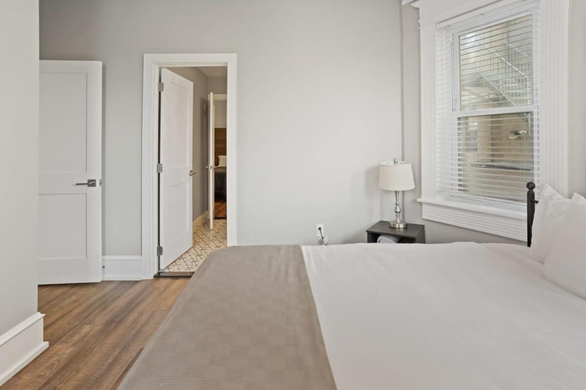 Apartment Luxurious 8br Duplex W Ocean Views *