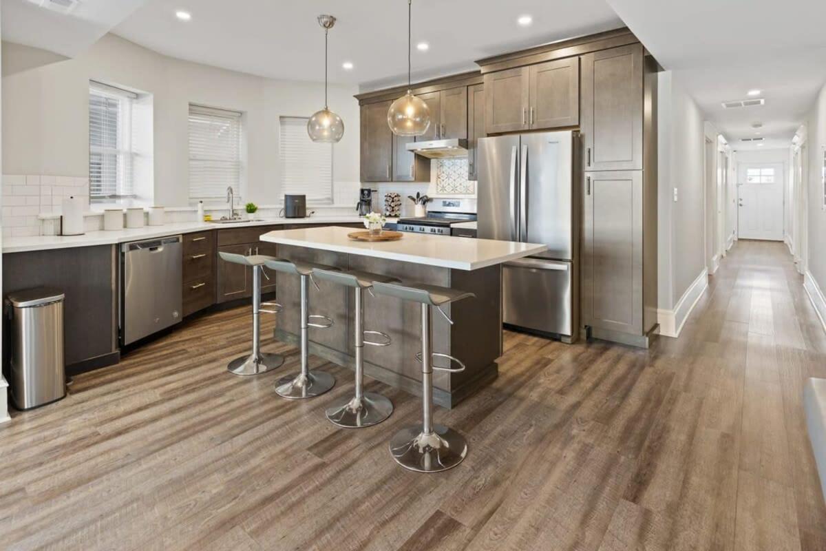 Apartment Luxurious 8br Duplex W Ocean Views *