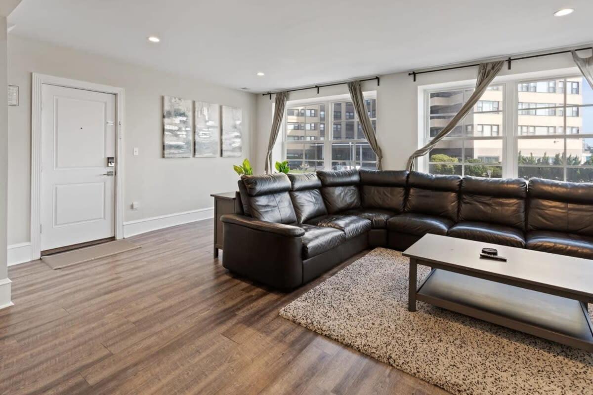 Apartment Luxurious 8br Duplex W Ocean Views *