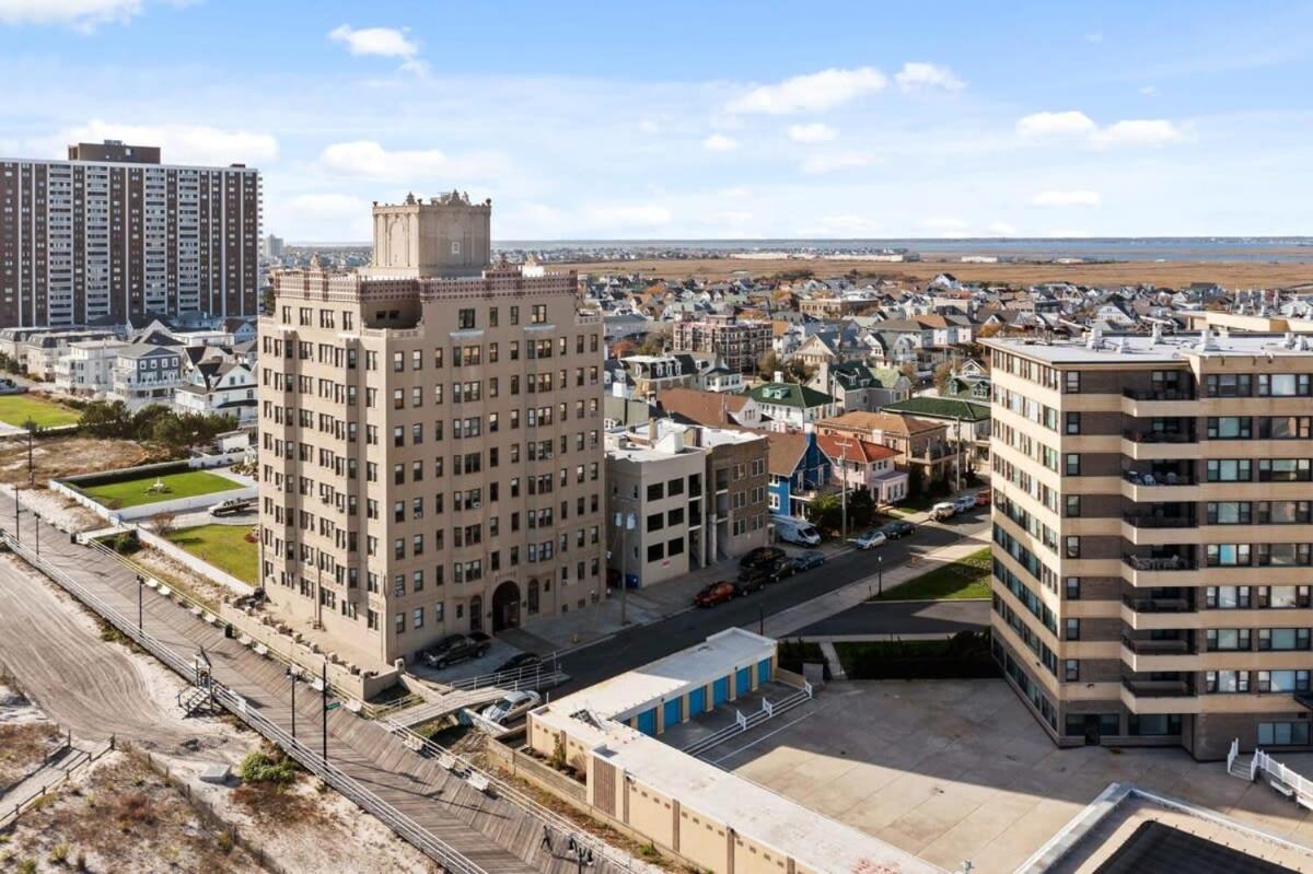Luxurious 8br Duplex W Ocean Views Apartment